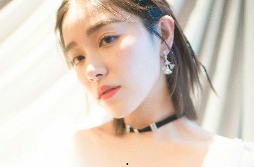 男明星娱乐圈吃瓜图片,揭秘男明星吃瓜瞬间